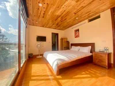 Cheap room at Sa Pa Hotel – Photos 13